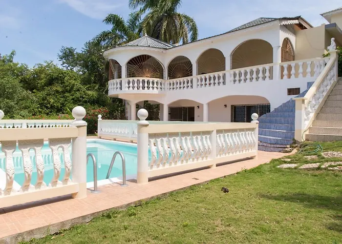 Roma Montego Bay